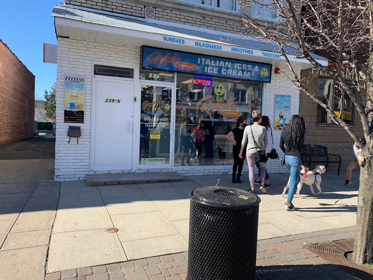 Ralph's Famous Italian Ices & Ice Cream